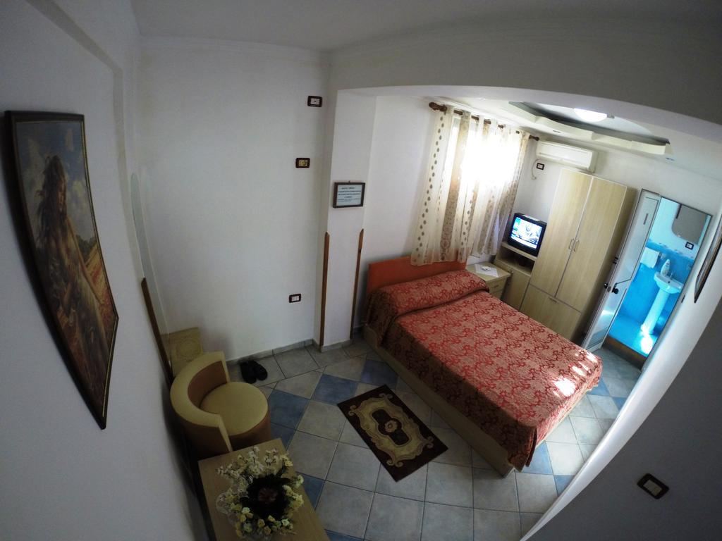 Hotel Ideal 3*
